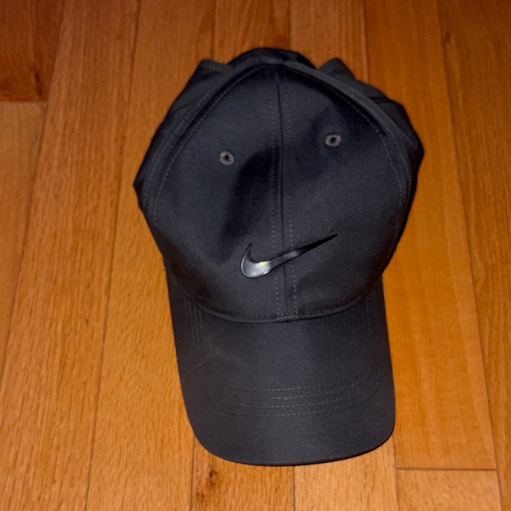 Nike Dark Gray Cap